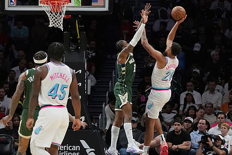 Basketball: Milwaukee Bucks vs Miami Heat
