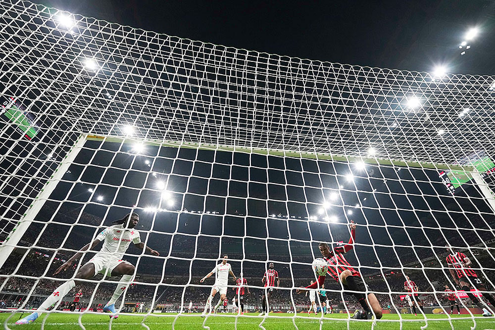 Serie A Soccer: AC Milan vs Fiorentina