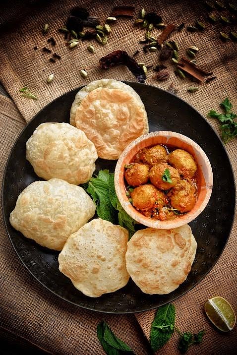 Luchi & Aloo Dum