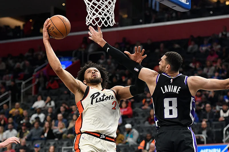Basketball: Sacramento Kings vs Detroit Pistons