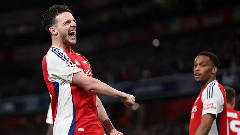 Declan Rice celebrates after scoring his second goal - null