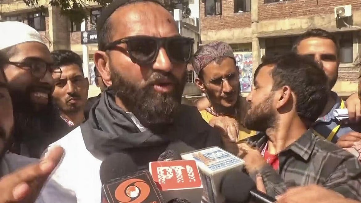 PTI : AAP MLA Mehraj Malik
