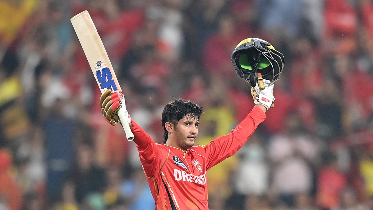 Priyansh Arya celebrates his century - null