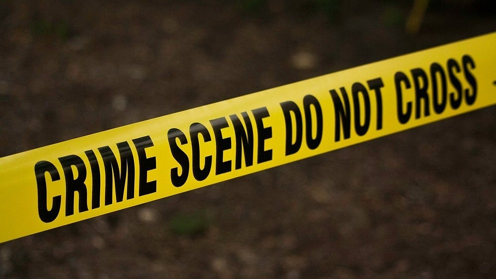 File : Man killed , Two Injured for opposing drug peddlers