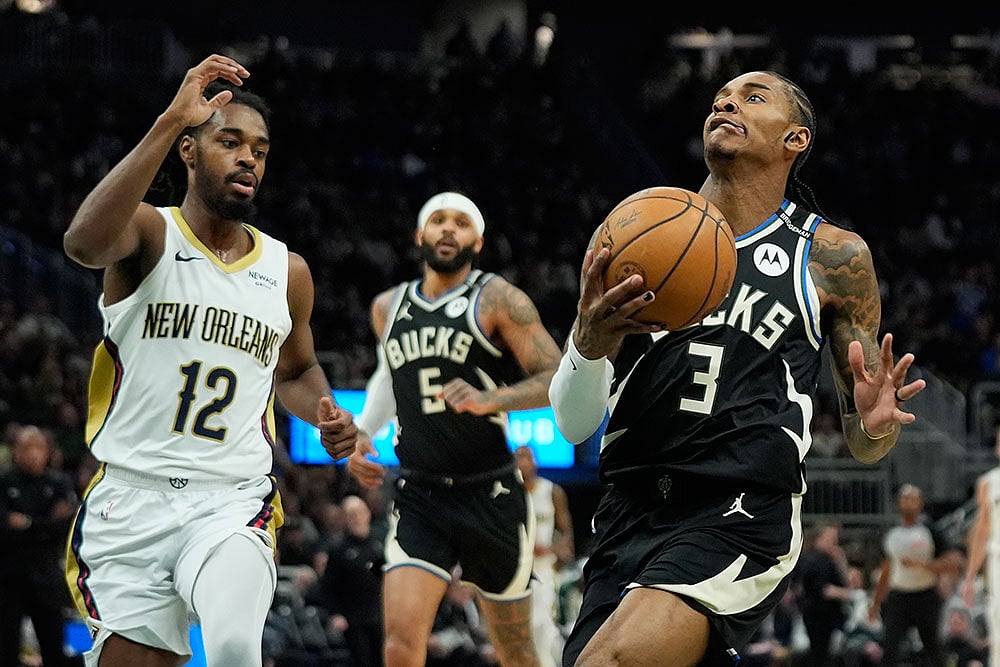 NBA: Milwaukee Bucks vs New Orleans Pelicans