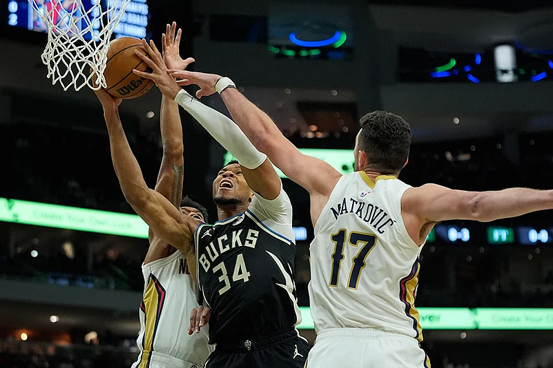 NBA Basketball Game: Milwaukee Bucks vs New Orleans Pelicans