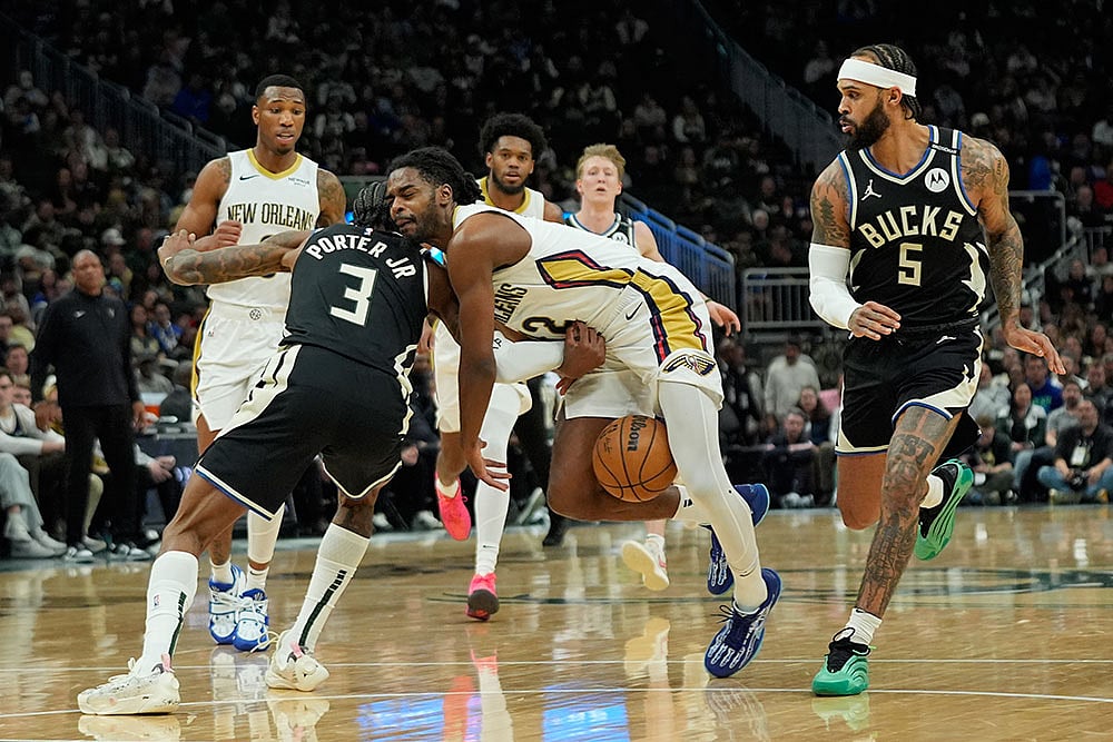 Basketball: New Orleans Pelicans vs Milwaukee Bucks