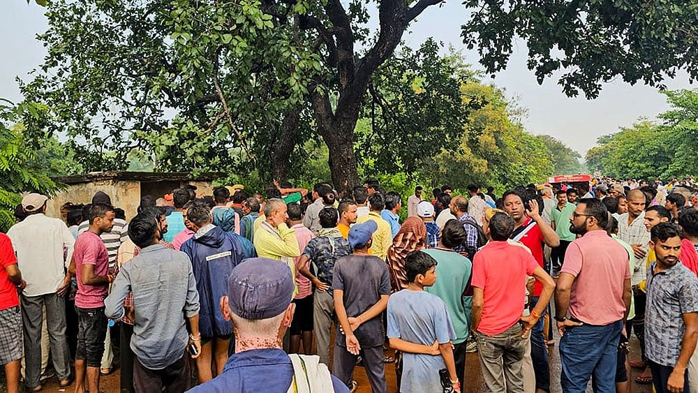 PTI : Four killed due to lightning strike