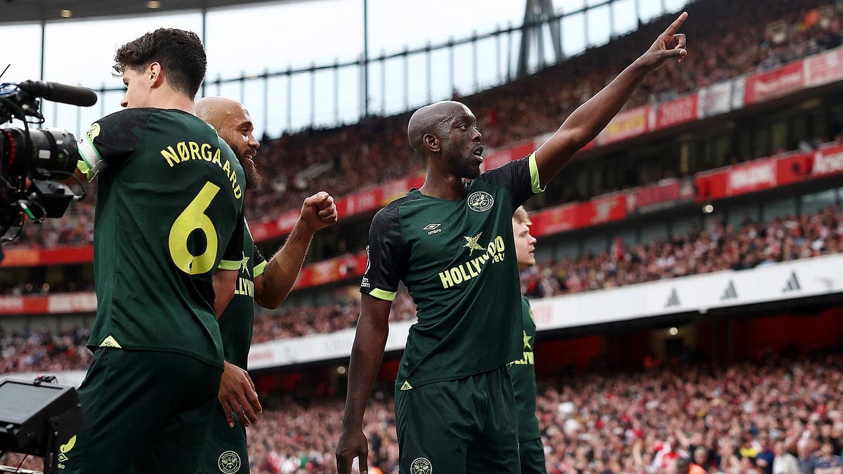 Yoane Wissa celebrates after scoring against Arsenal - null