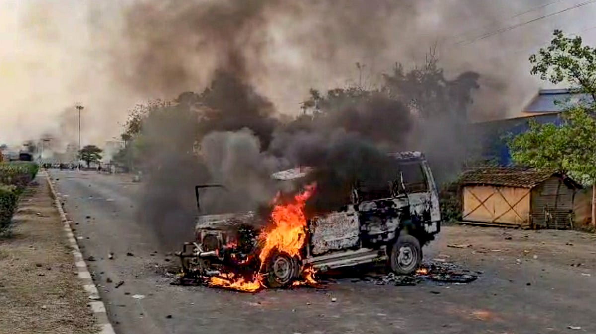 -PTI : Waqf (Amendment) Act: Over 110 Arrested In Murshidabad Amid Violent Protests Against Bill; Raids Conducted In Other Districts