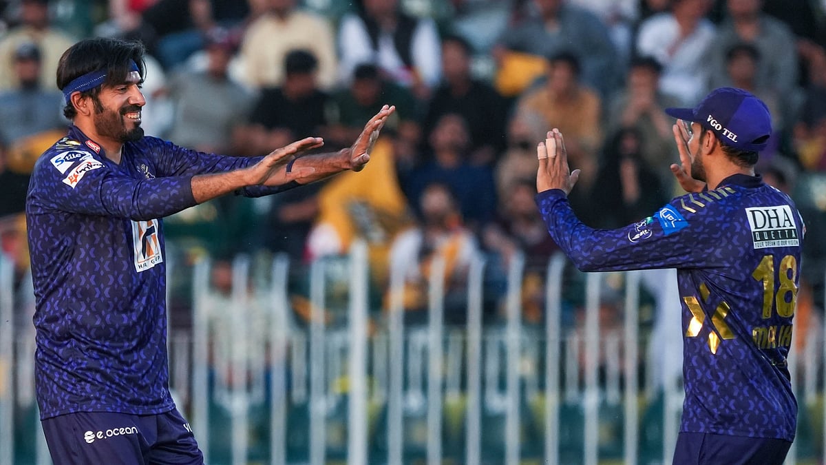 X/@thePSLt20 : Quetta Gladiators celebrating their win.