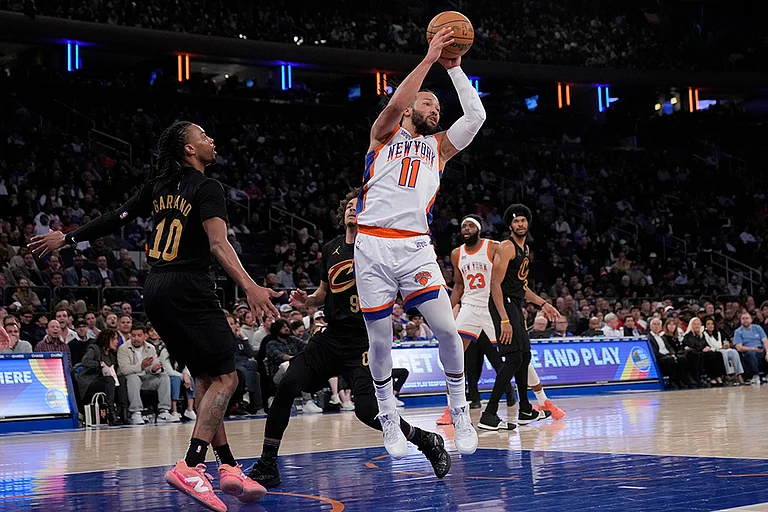 NBA Basketball 2024-25: New York Knicks vs Cleveland Cavaliers - | Photo: AP/Seth Wenig