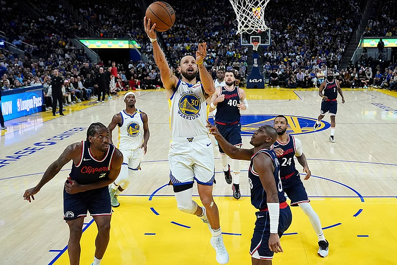 NBA Basketball 2024-25 Los Angeles Clippers vs Golden State Warriors: Stephen Curry