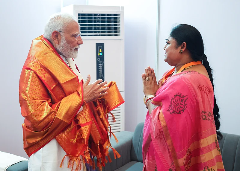 Narendra-Modi-Karnam-Malleswary