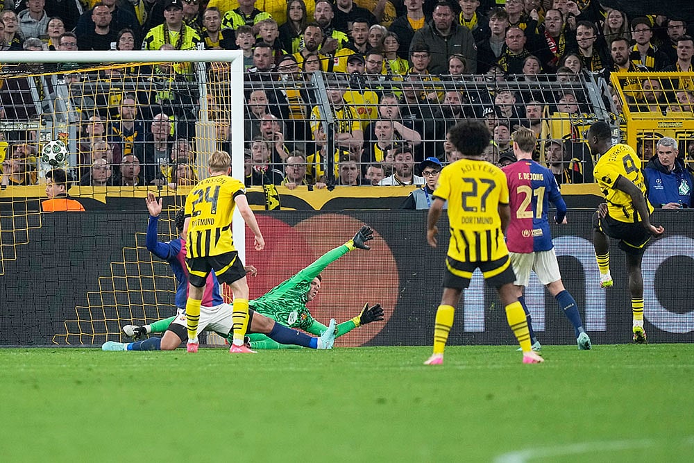 Champions League: Borussia Dortmund vs FC Barcelona