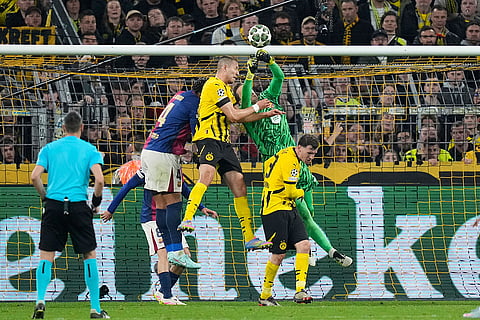UEFA Champions League: FC Barcelona vs Borussia Dortmund