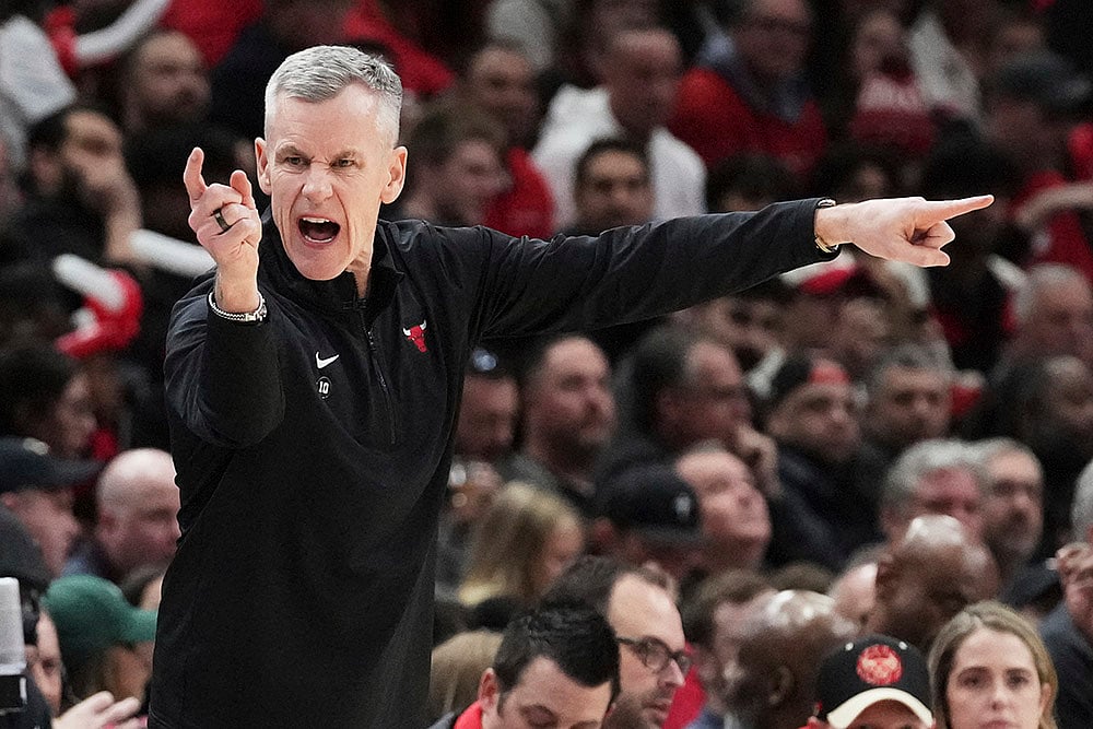 NBA basketball game Miami Heat vs Chicago Bulls: Billy Donovan