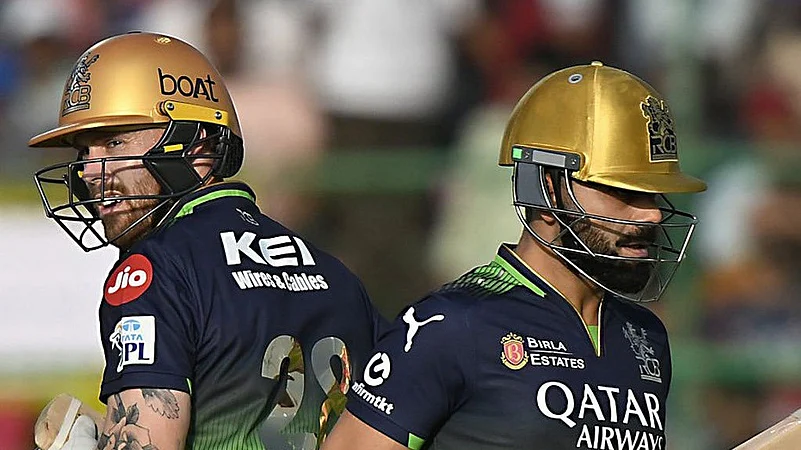 Phil Salt and Virat Kohli.