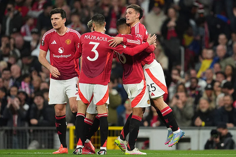 Olympique Lyonnais vs Manchester United
