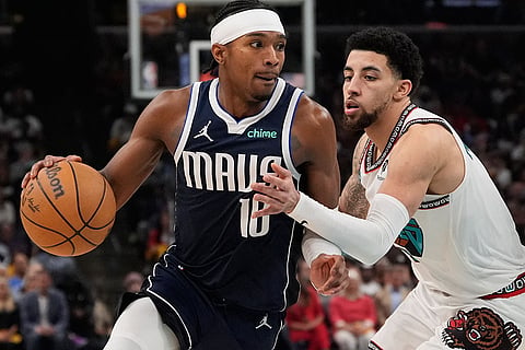 Basketball: Memphis Grizzlies vs Dallas Mavericks