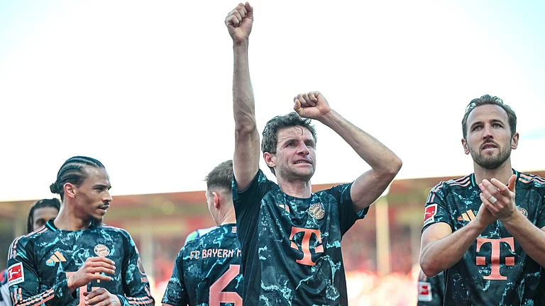 Bayern Munich celebrate - null