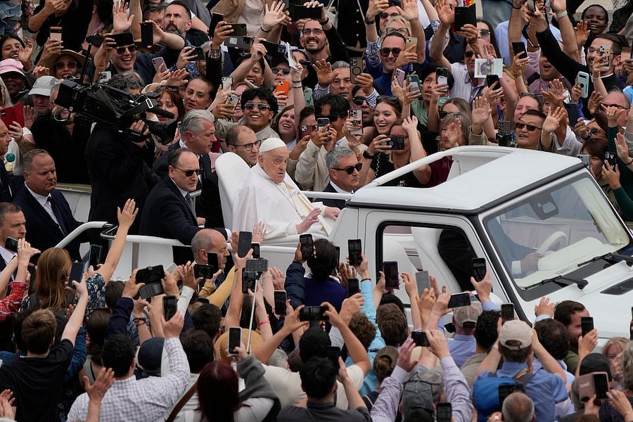 X.com : Pope went on to remind people of the suffering in Gaza, Israel, Ukraine, Sudan, South Sudan and the Democratic Republic of the Congo, Myanmar, among many other places.
