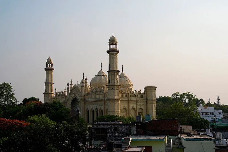 waqf act 2025: Jama Masjid, Tahseen ganj in Lucknow