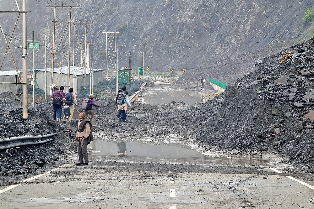 Heavy rain wreaks havoc in J-Ks Ramban
