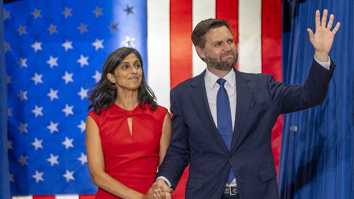 AP : US President JD Vance with wife Usha Vance