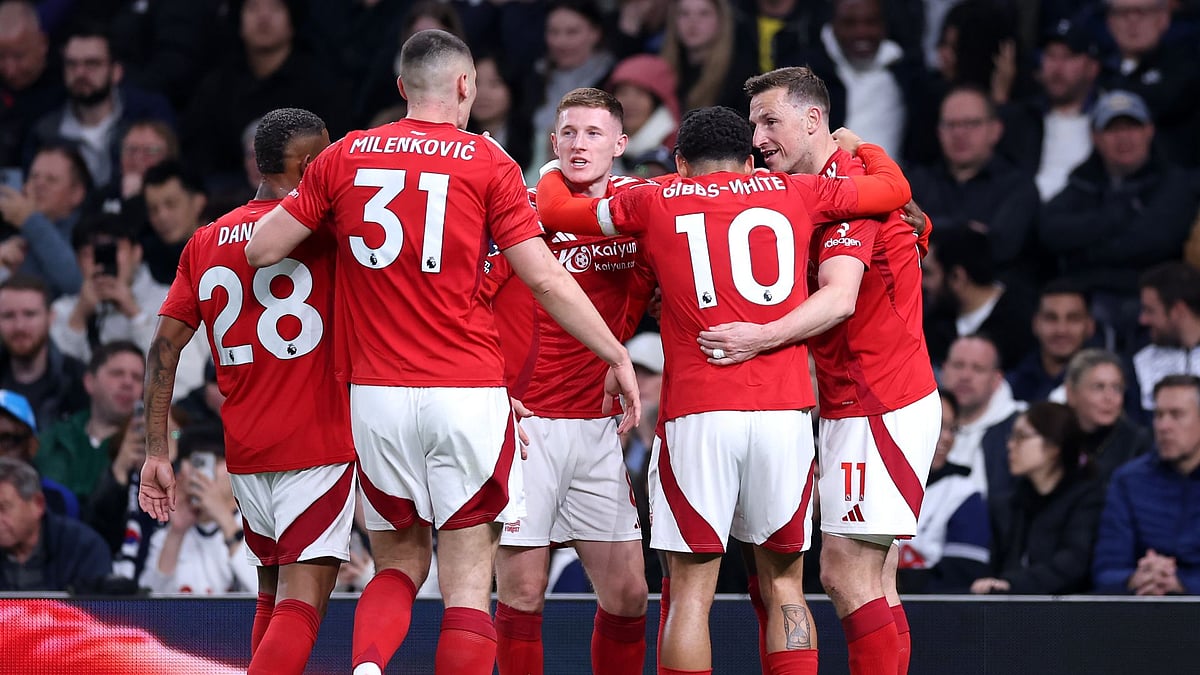 Forest celebrate Wood's goal against Spurs