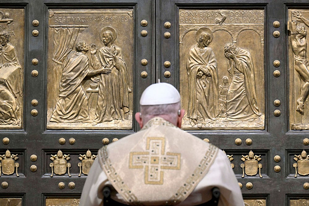 Pope Francis officially inaugurates the 2025 Jubilee Year