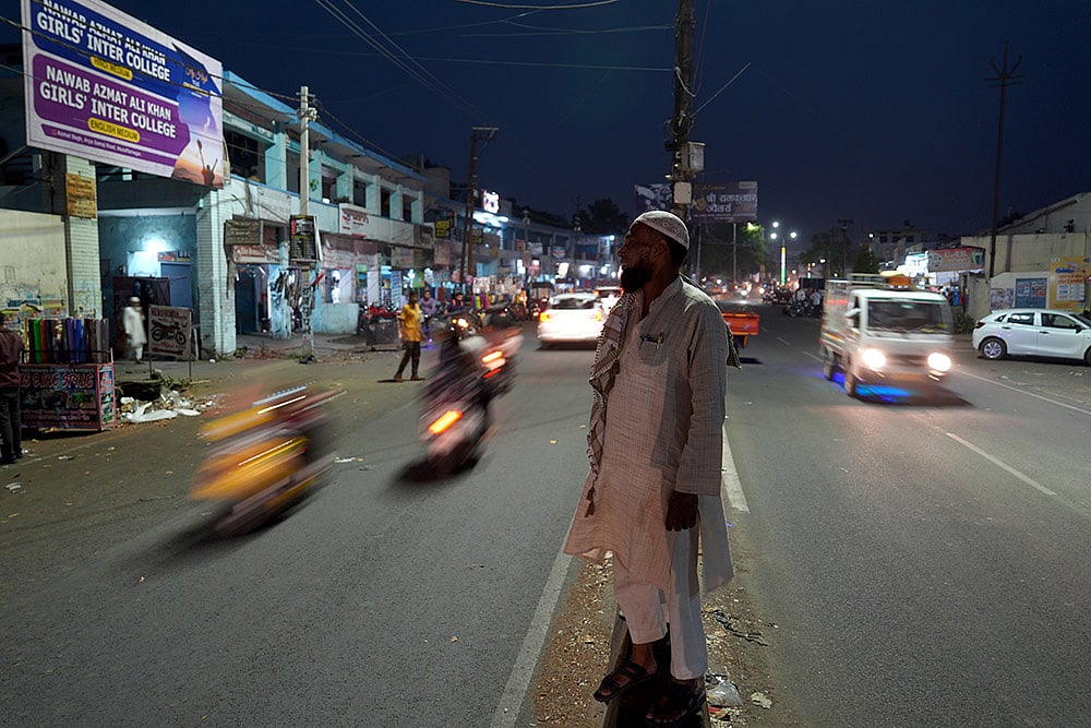 Waqf act 2025: Shops at Meenakshi Chowk in Muzaffarnagar