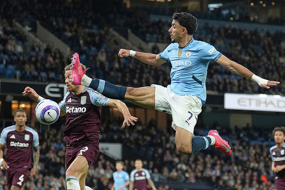 English Premier League: Aston Villa vs Manchester City