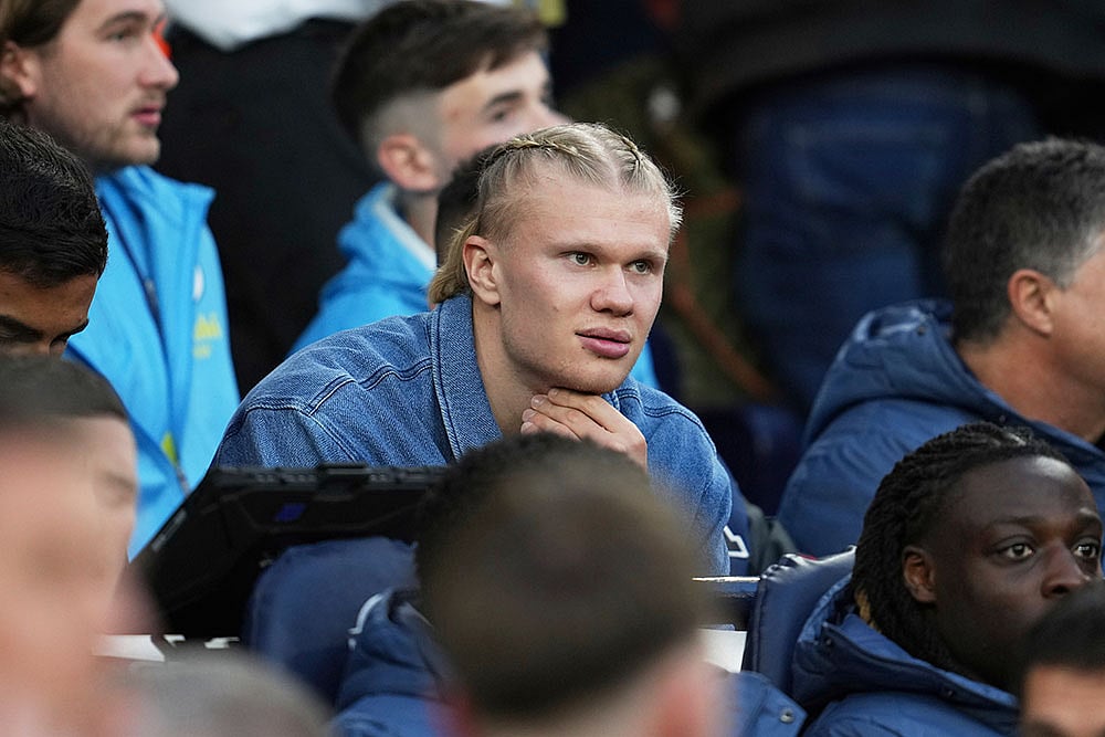 English Premier League 2024-25: Manchester City vs Aston Villa