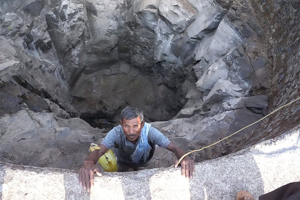 Water Woes of Borchiwari village in Nashik district_6