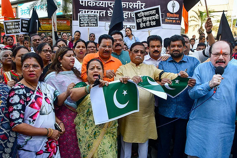 Pahalgam terror attack: Protest in Mumbai