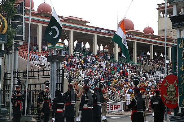 | Photo: Getty Images : Attari-Wagah Border