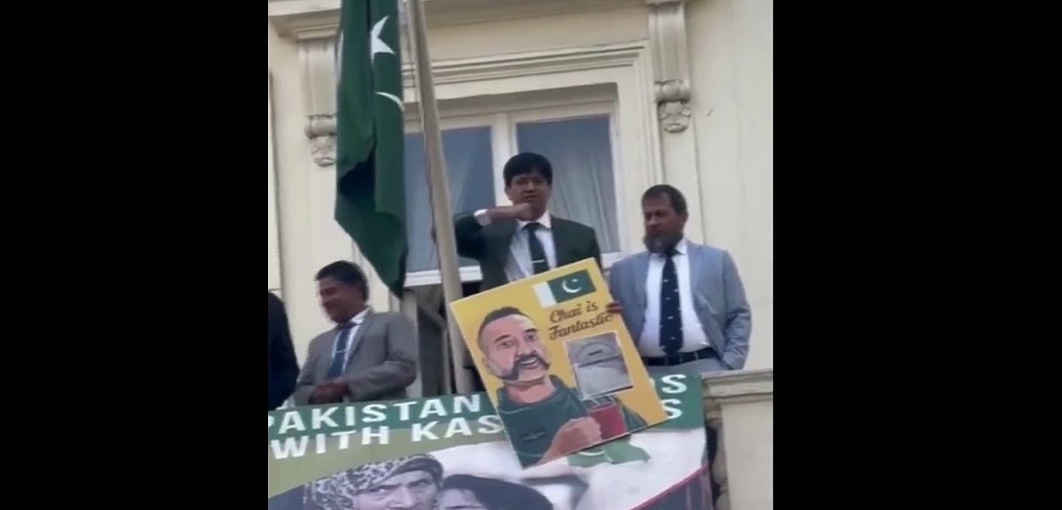 A Pakistani diplomatic official was seen making a throat-slitting gesture towards Indians who were protesting outside the Pakistan High Commission in London over the Pahalgam terror attack.  - PTI