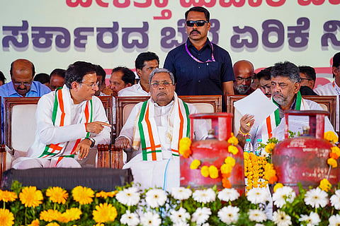Congress protest over rising prices