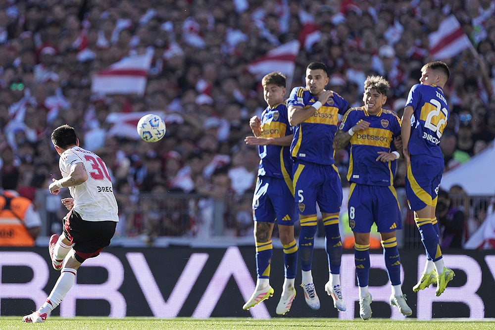 Argentine Primera División soccer River Plate Vs Boca Juniors: Franco Mastantuono
