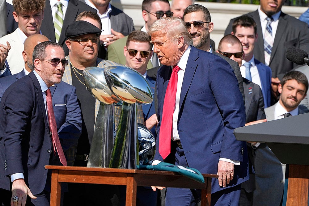 Donald Trump welcomed Super Bowl champion Philadelphia Eagles to White House: Donald Trump