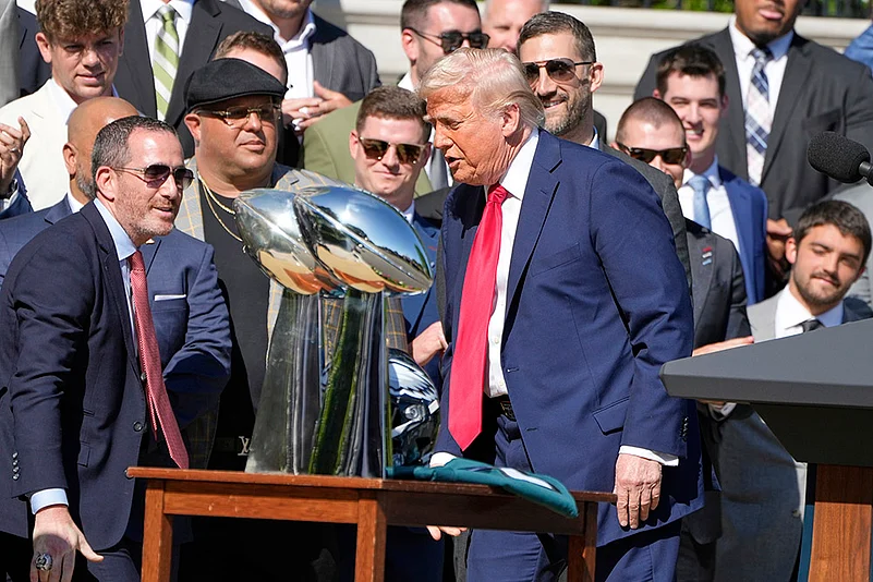 Donald Trump welcomed Super Bowl champion Philadelphia Eagles to White House: Donald Trump