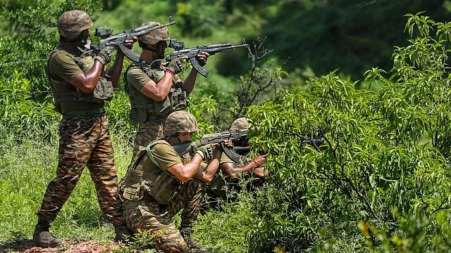 Ceasefire violation by Pakistani Army across LOC