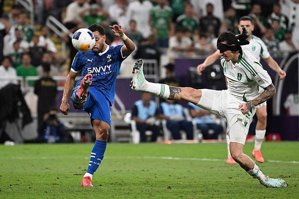 Saudi Arabia AFC Champions League Elite Soccer Al-Hilal vs Al-Ahli: Roger Ibañez da Silva