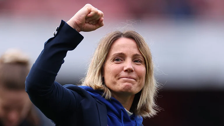 Chelsea manager Sonia Bompastor - null
