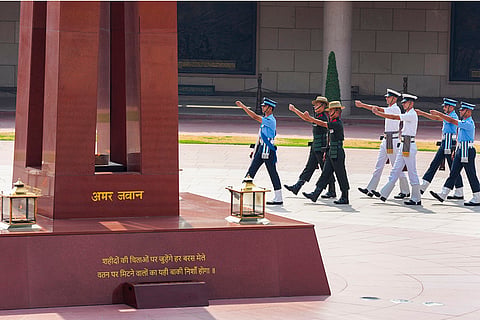 Tri-services guards at National War Memorial