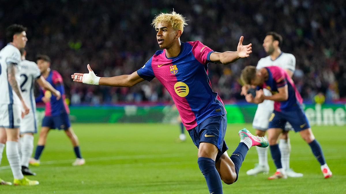 Lamine Yamal celebrates against Inter - null