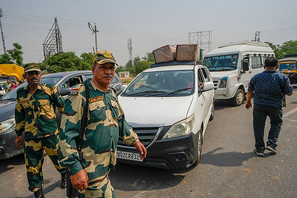 Pak nationals at Attari-Wagah border