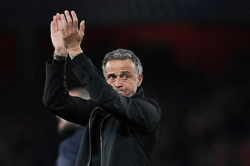 Britan Soccer Champions League UCL semifinal first leg Arsenal vs PSG: Luis Enrique