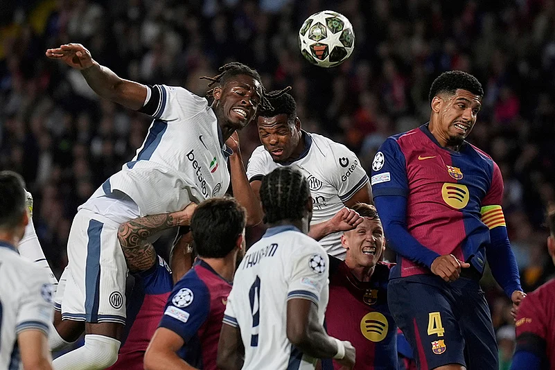 UEFA Champions League 2024-25 Semi-final FC Barcelona vs Inter Milan: Denzel Dumfries